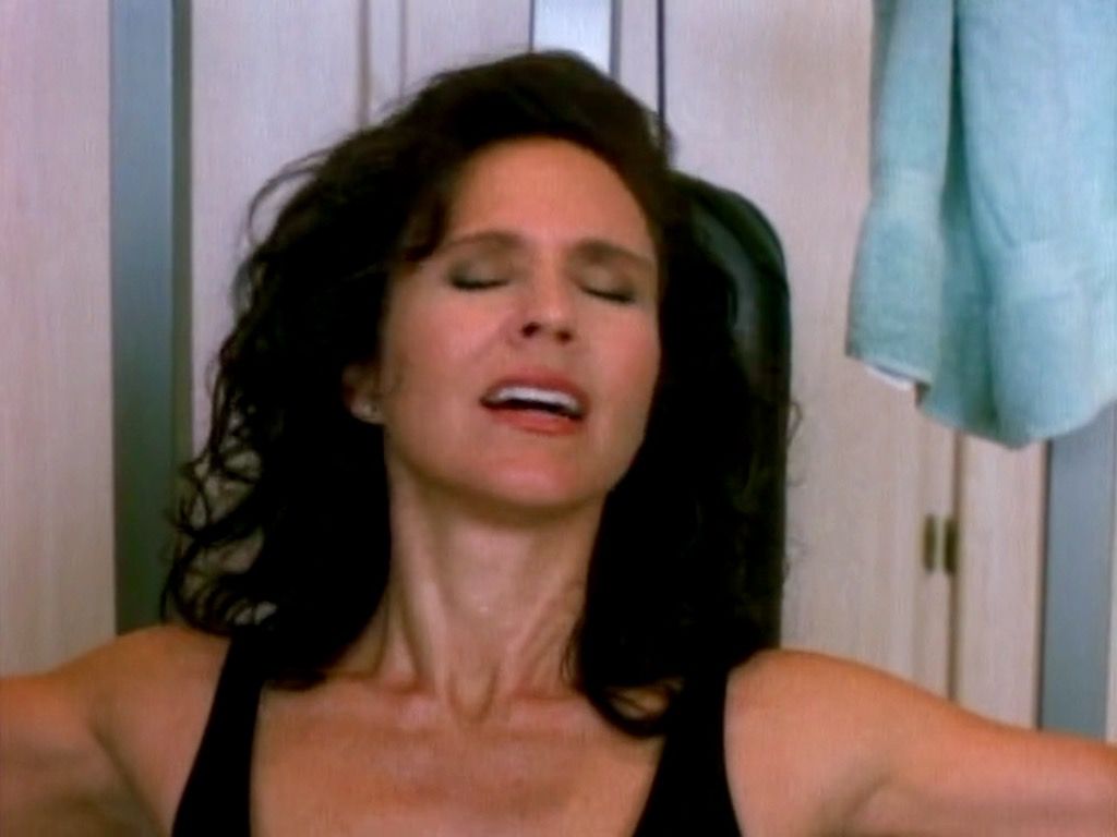 Erin Gray: Family, Husband, Children, Dating, Net Worth, Nationality