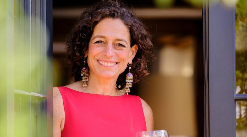Alex Polizzi